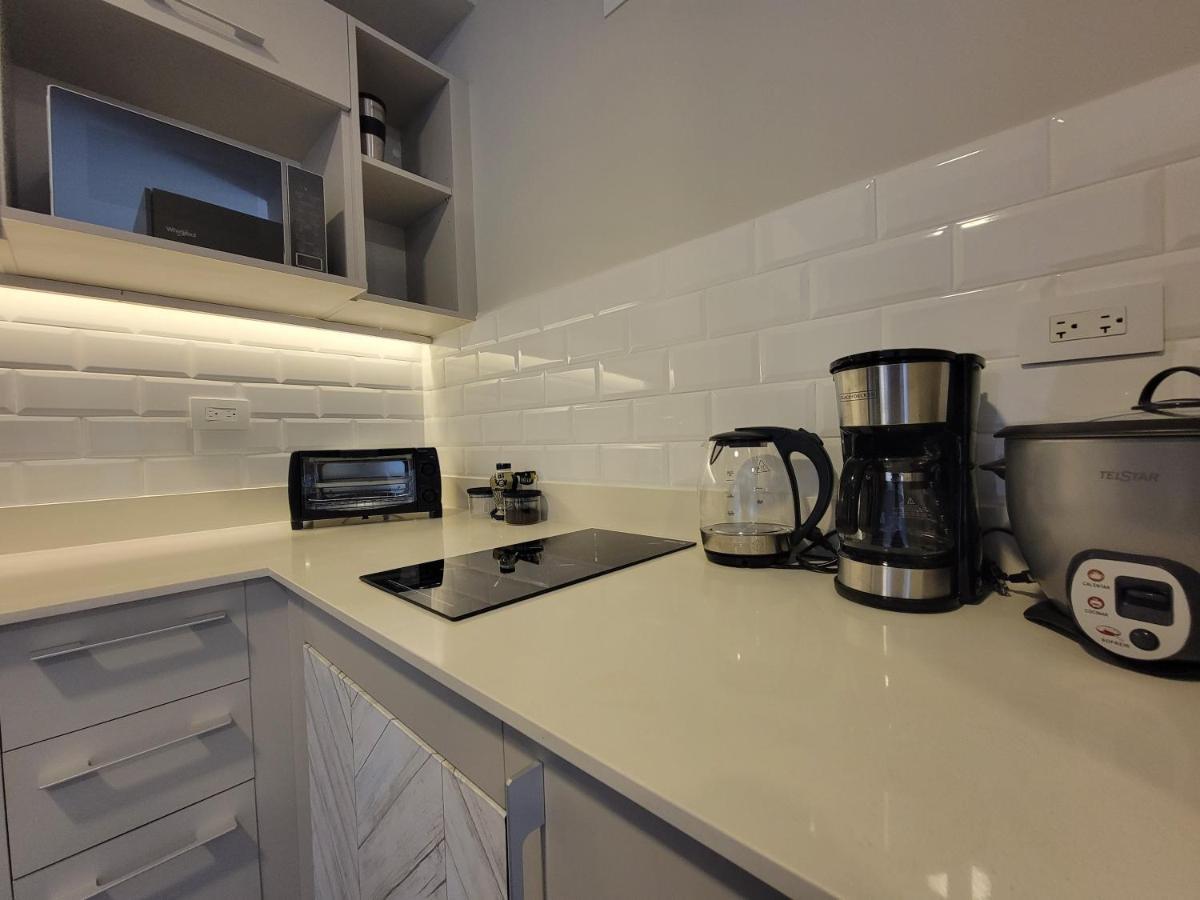 Cosmopolitan Apt 1407, 5 Star Facilities, 15M Sjo Airport, Parking, Pool, Gym San Jose  Luaran gambar