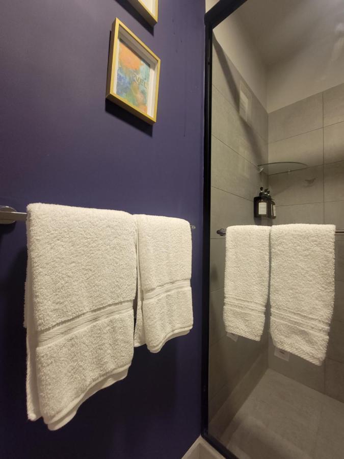 Cosmopolitan Apt 1407, 5 Star Facilities, 15M Sjo Airport, Parking, Pool, Gym San Jose  Luaran gambar